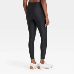 Women's Effortless Support High-Rise Pocketed 7/8 Leggings - All In Motion™