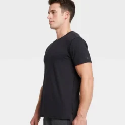 Men's Short Sleeve Performance T-Shirt - All In Motion™ 10 Men's Short Sleeve Performance T-Shirt - All In Motion™ -All In Motion GUEST 42eadb73 ead2 4330 8147 3a1f95d996f1
