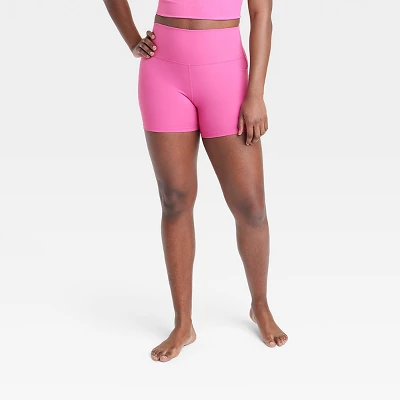 Women's Brushed Sculpt Curvy Bike Shorts 5" - All In Motion™ 11 Women's Brushed Sculpt Curvy Bike Shorts 5" - All In Motion™ - Image 9