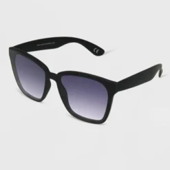 Women's Matte Plastic Square Sunglasses With Smoke Gradient Lenses - All In Motion™ Black