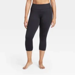 Women's Simplicity Mid-Rise Capri Leggings 20" - All In Motion™ -All In Motion GUEST 769987eb e07c 489e afae 879f7b056d84