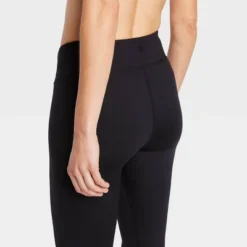 Women's Simplicity Mid-Rise Capri Leggings 20" - All In Motion™ -All In Motion GUEST 815e1ed3 bd2d 4c26 a08e ba5598b131b5