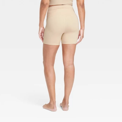 Women's Brushed Sculpt Curvy Bike Shorts 5" - All In Motion™ 3 Women's Brushed Sculpt Curvy Bike Shorts 5" - All In Motion™