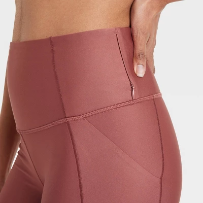 Women's Effortless Support High-Rise Pocketed 7/8 Leggings - All In Motion™ 7 Women's Effortless Support High-Rise Pocketed 7/8 Leggings - All In Motion™ - Image 5